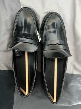 Banana Republic Black Shiny Penny Loafers
